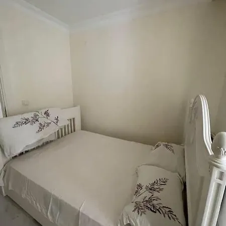 Appartement In The Center Of Besiktas