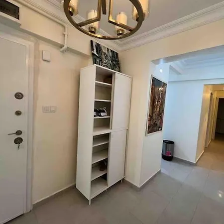 Appartement In The Center Of Besiktas