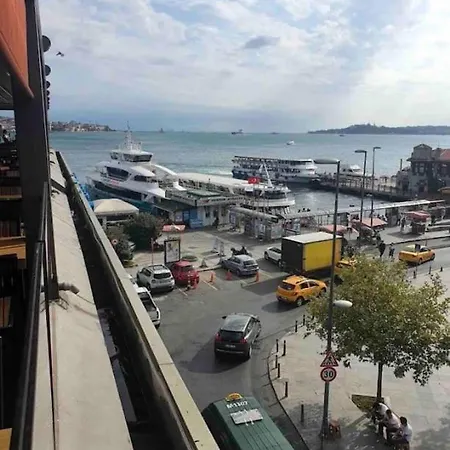 Appartement In The Center Of Besiktas Istambul